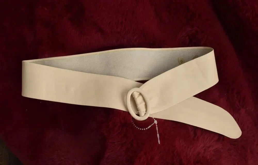 Vtg. Women's Wide 2 in Waist Belt Round Buckle Cinch for Dress Ivory Leather